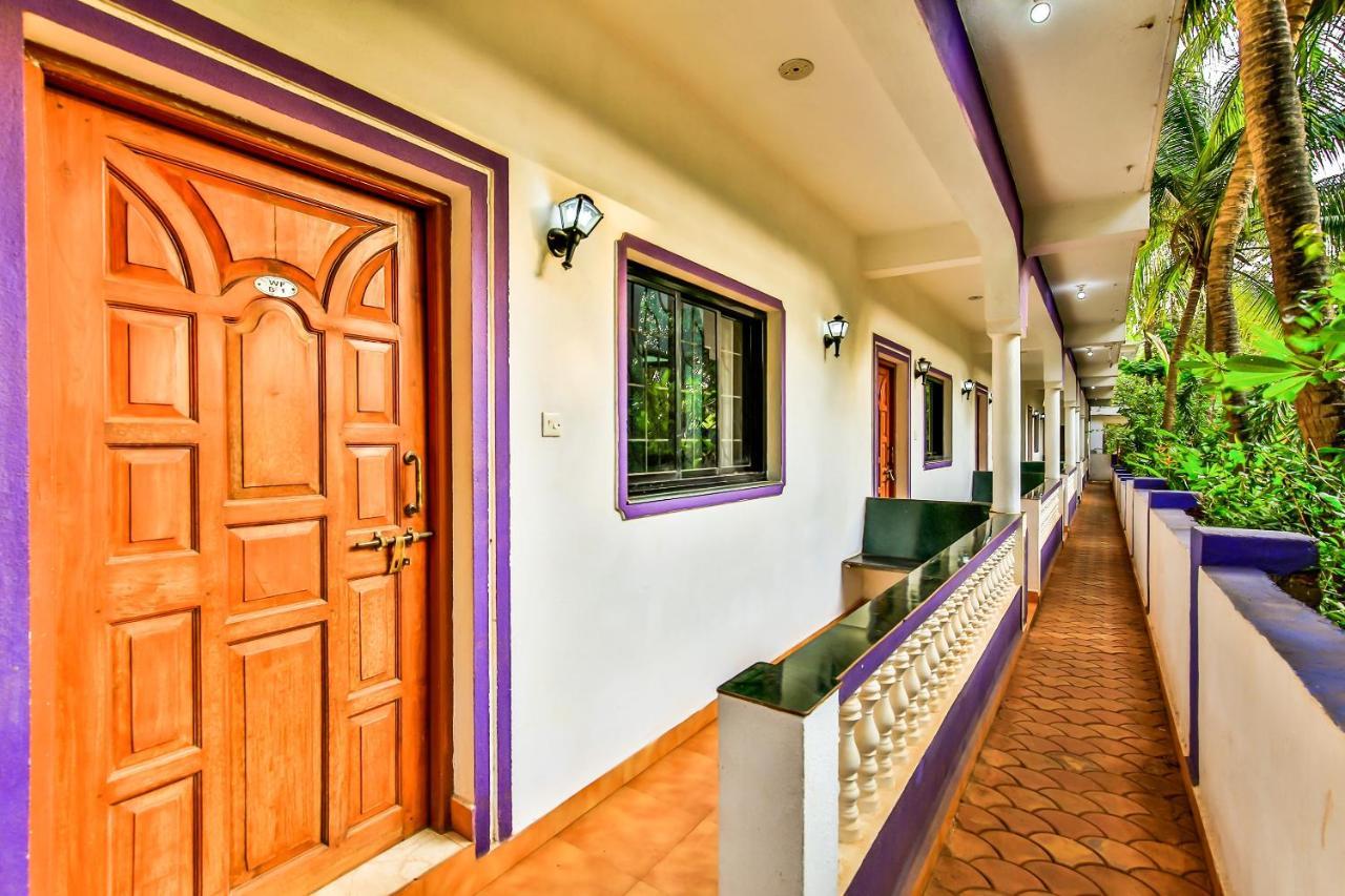 Oyo 13311 The White Feather Hotel Mandrem Bagian luar foto