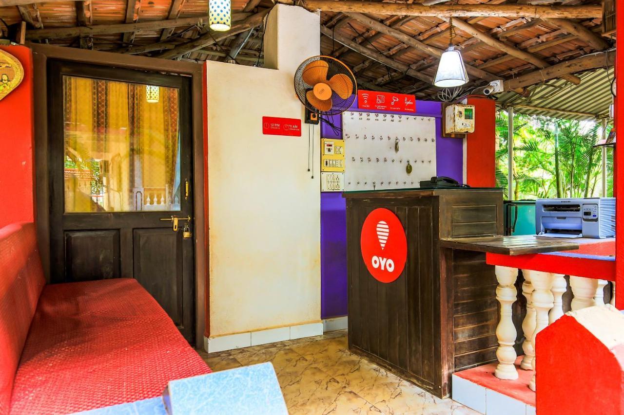 Oyo 13311 The White Feather Hotel Mandrem Bagian luar foto